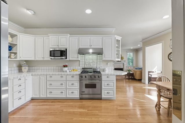 120 Oak Meadow Drive, Los Gatos, CA 95032