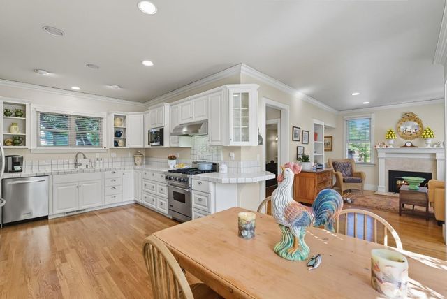 120 Oak Meadow Drive, Los Gatos, CA 95032