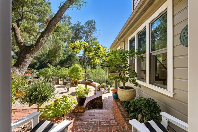 120 Oak Meadow Drive, Los Gatos, CA 95032