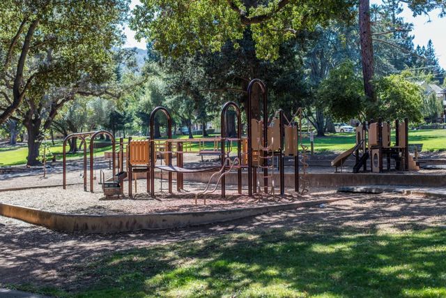 120 Oak Meadow Drive, Los Gatos, CA 95032