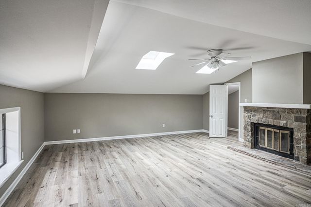 13 W Villena Drive, Hot Springs Village, AR 71909