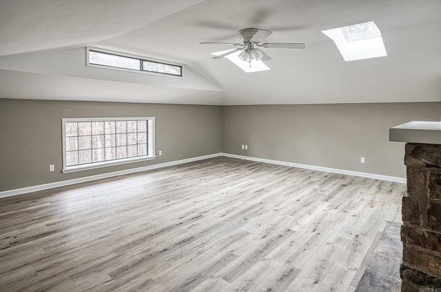 13 W Villena Drive, Hot Springs Village, AR 71909