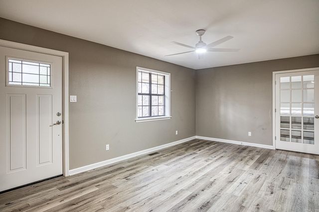 13 W Villena Drive, Hot Springs Village, AR 71909