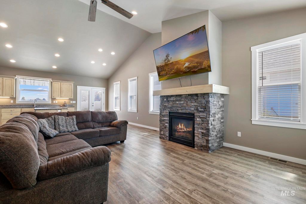 1510 Mountain View Drive, Gooding, ID 83330 photo 5