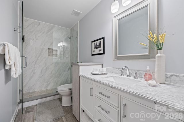 14604 Hanloch Court, Charlotte, NC 28262