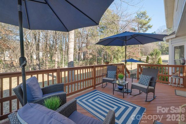 14604 Hanloch Court, Charlotte, NC 28262