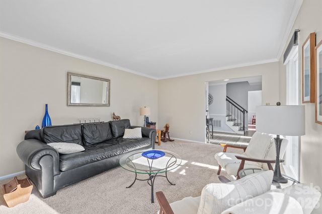 14604 Hanloch Court, Charlotte, NC 28262