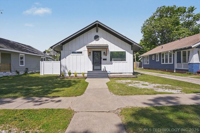 326 S Hickory Street, Sapulpa, OK 74066