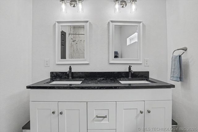 326 S Hickory Street, Sapulpa, OK 74066