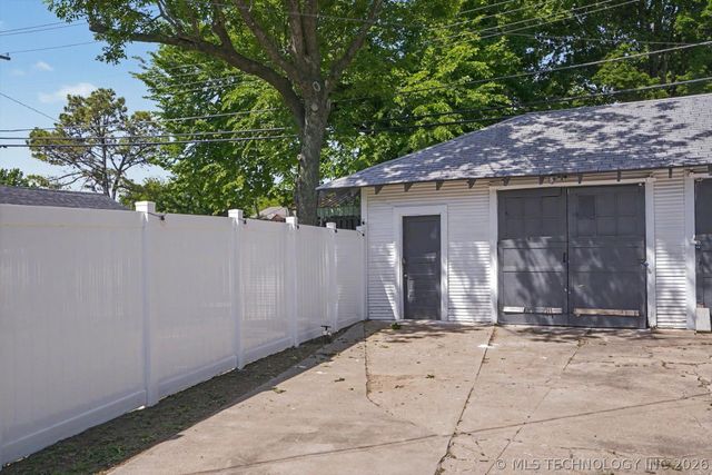 326 S Hickory Street, Sapulpa, OK 74066