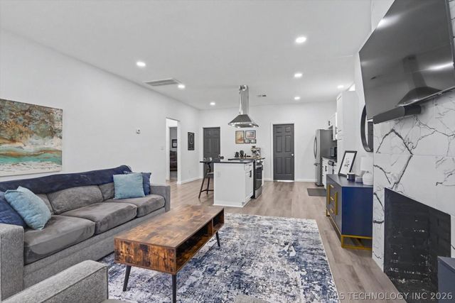 326 S Hickory Street, Sapulpa, OK 74066