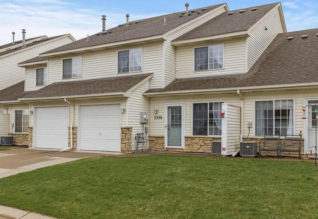 2336 Affirmed Drive, Shakopee, MN 55379
