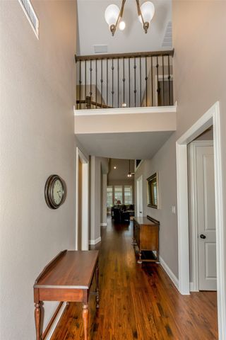 1001 W Bluff Way, Roanoke, TX 76262