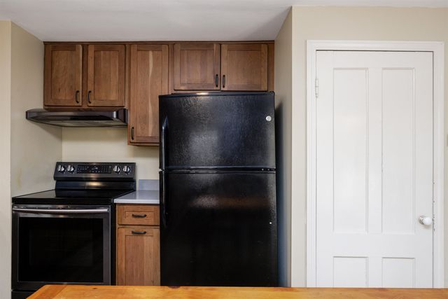10 Shorewood Estates Road, Unity, NH 03773