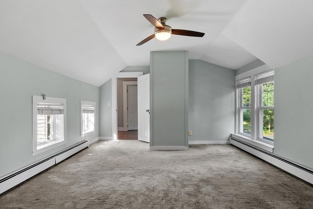 48 Central St, West Brookfield, MA 01585