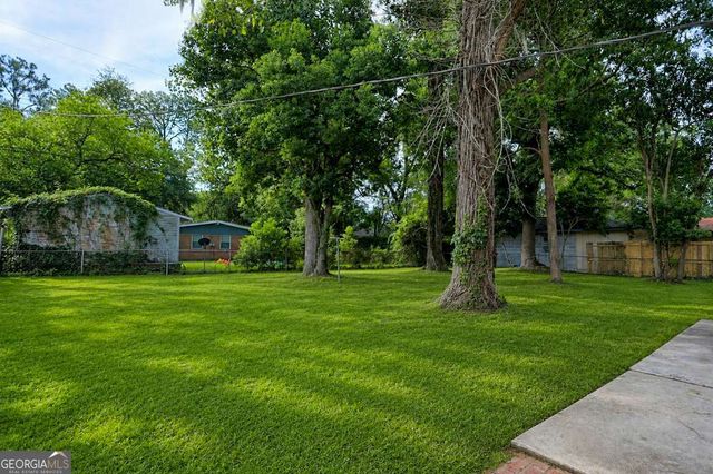 206 Paradise Drive, Savannah, GA 31406