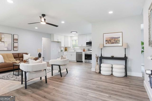 206 Paradise Drive, Savannah, GA 31406
