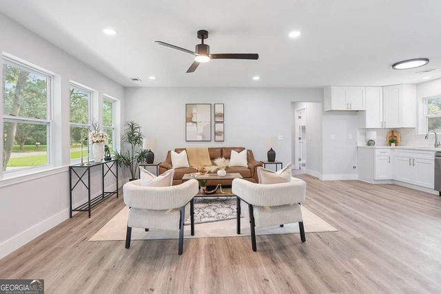 206 Paradise Drive, Savannah, GA 31406