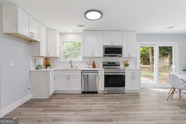 206 Paradise Drive, Savannah, GA 31406