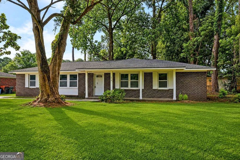 206 Paradise Drive, Savannah, GA 31406