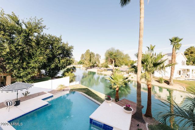 3327 S FELIX Way, Chandler, AZ 85248