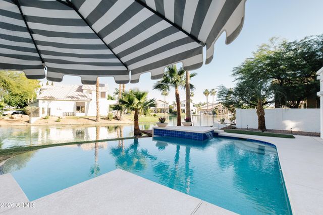 3327 S FELIX Way, Chandler, AZ 85248