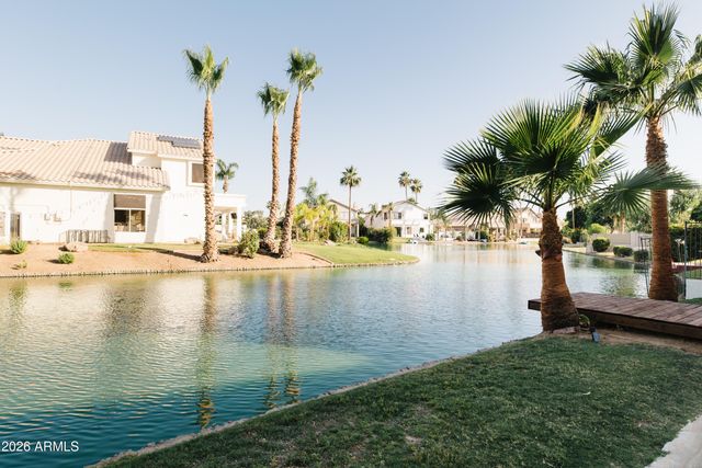 3327 S FELIX Way, Chandler, AZ 85248