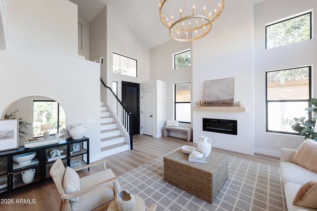 3327 S FELIX Way, Chandler, AZ 85248