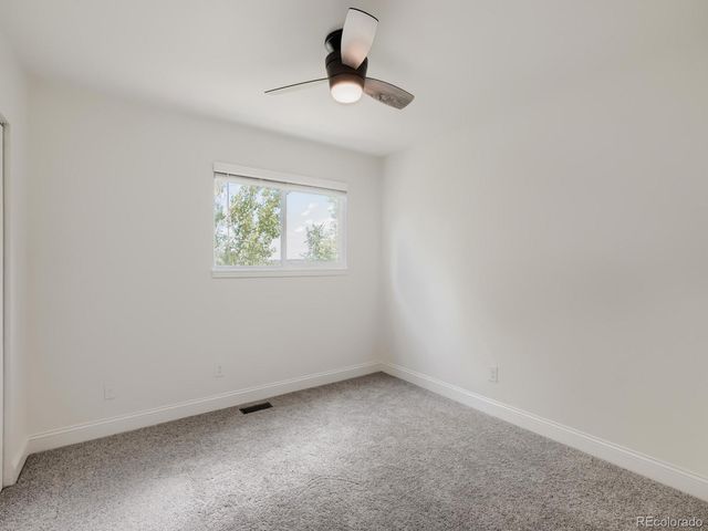 2248 S Jasper Way B, Aurora, CO 80013