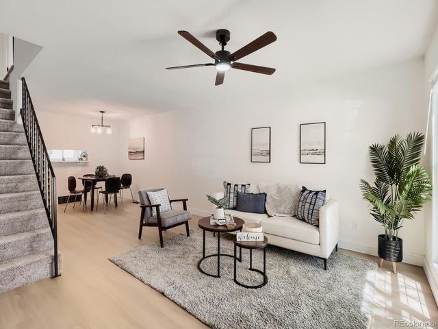 2248 S Jasper Way B, Aurora, CO 80013