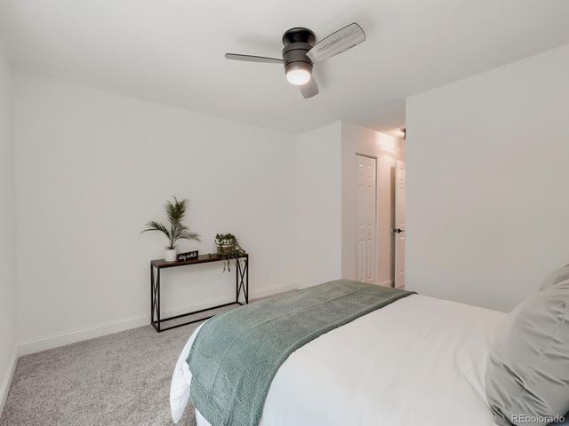 2248 S Jasper Way B, Aurora, CO 80013