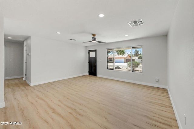 3416 E ALTADENA Avenue, Phoenix, AZ 85028