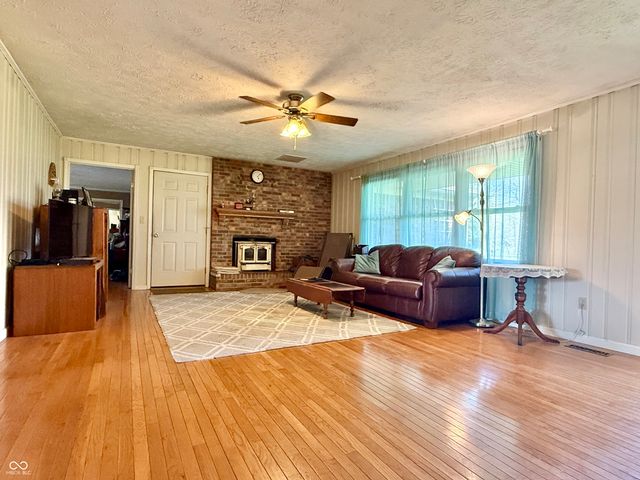 10386 N County Road 650 E, Brownsburg, IN 46112