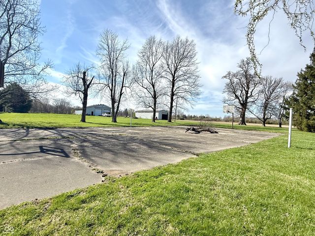 10386 N County Road 650 E, Brownsburg, IN 46112