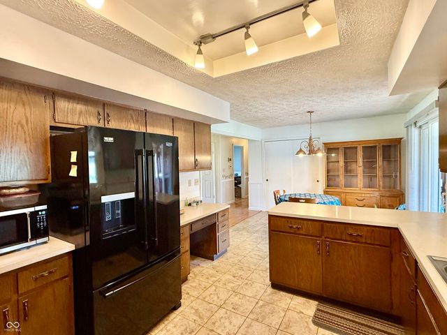 10386 N County Road 650 E, Brownsburg, IN 46112