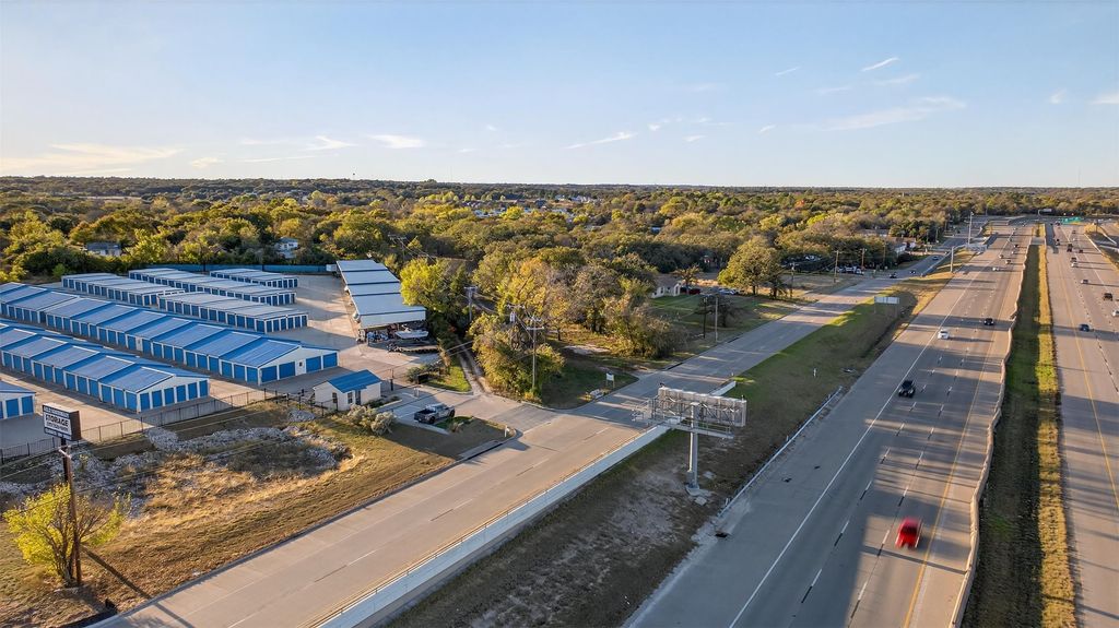 936 Southeast Parkway, Azle, TX 76020 — photo 4
