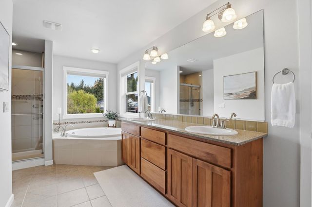24999 E Ludlow Ave, Liberty Lake, WA 99019