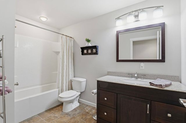 24999 E Ludlow Ave, Liberty Lake, WA 99019