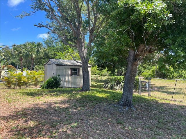 221 S VENICE BOULEVARD, Venice, FL 34293