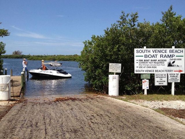 221 S VENICE BOULEVARD, Venice, FL 34293