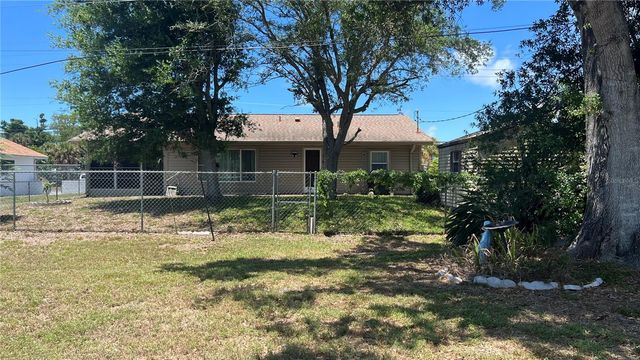 221 S VENICE BOULEVARD, Venice, FL 34293