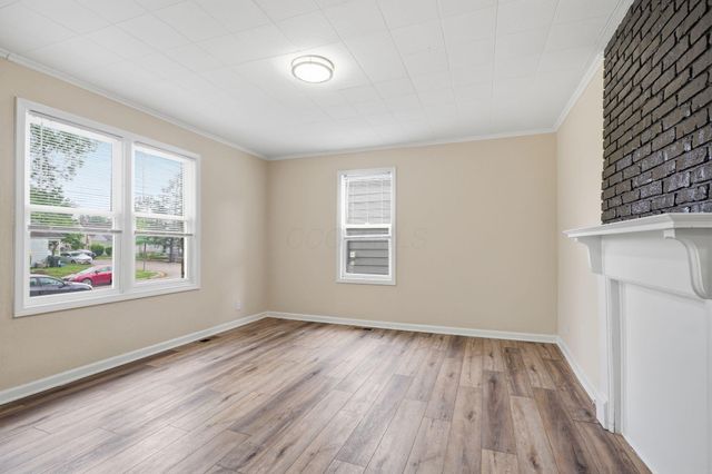 594 Whitethorne Avenue, Columbus, OH 43223