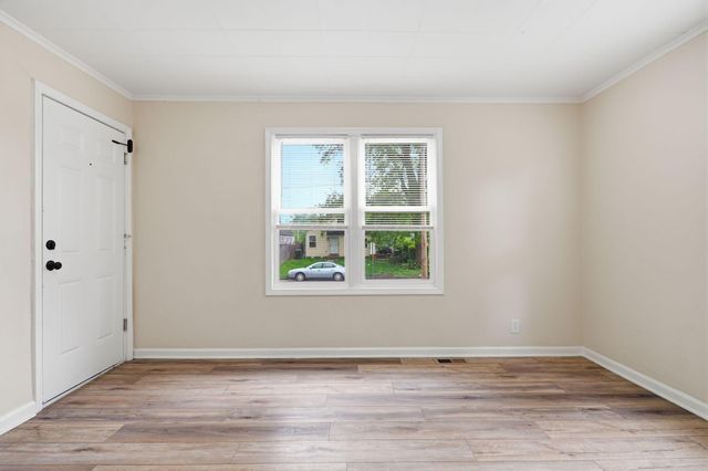 594 Whitethorne Avenue, Columbus, OH 43223