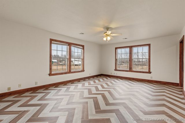 20430 E 580 Road, Inola, OK 74036