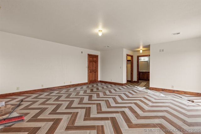 20430 E 580 Road, Inola, OK 74036