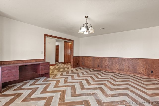 20430 E 580 Road, Inola, OK 74036