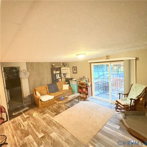 25585 Sawmill Rd, Carson, VA 23830