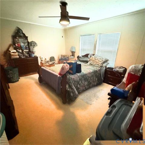 25585 Sawmill Rd, Carson, VA 23830