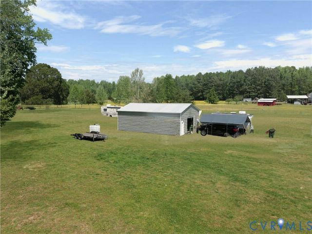 25585 Sawmill Rd, Carson, VA 23830