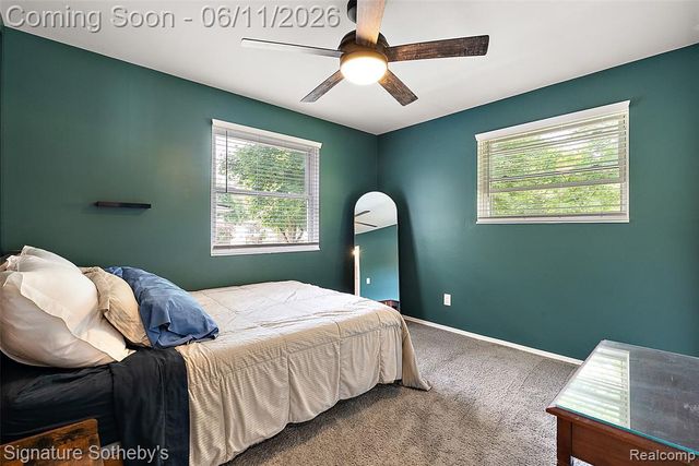 954 Panorama Drive, Milford, MI 48381